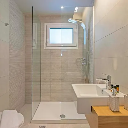 Sonja Beachfront Apartamento