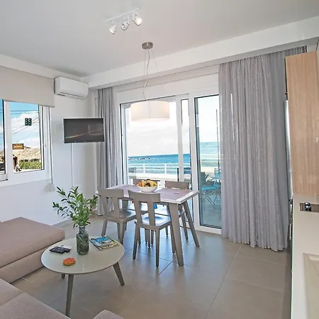 Sonja Beachfront * Kato Daratso